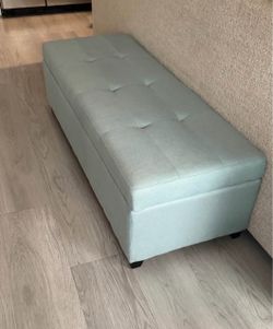 Beautiful Light Blue Storage Ottoman/Trunk