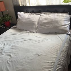 Queen  size bed  adjustable frame and mattress for sale