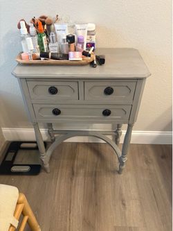 Cute gray dresser