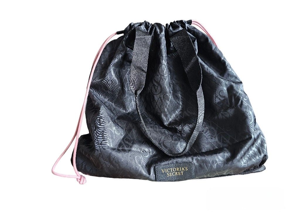 Victoria's Secret Drawstring Overnight Packable Bag NWOT 