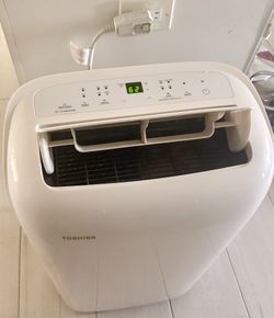 Toshiba Portable Air Conditioner White Remote Timer Digital Display Single Hose