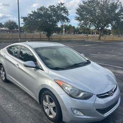 2012 Hyundai Elantra