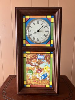 Danbury Mint M & M's Stained Glass Light Up Wall Clock Winter Panel RARE