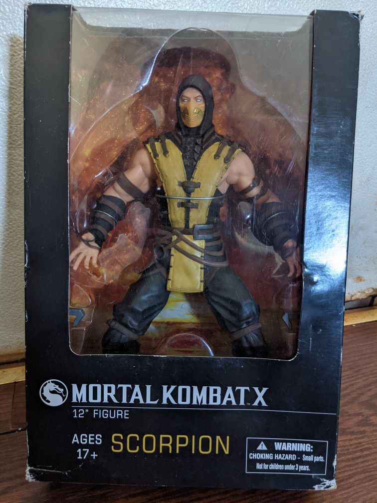 Mezco Mortal Kombat X Scorpion