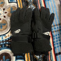 Nike Sherpa Fleece Gloves