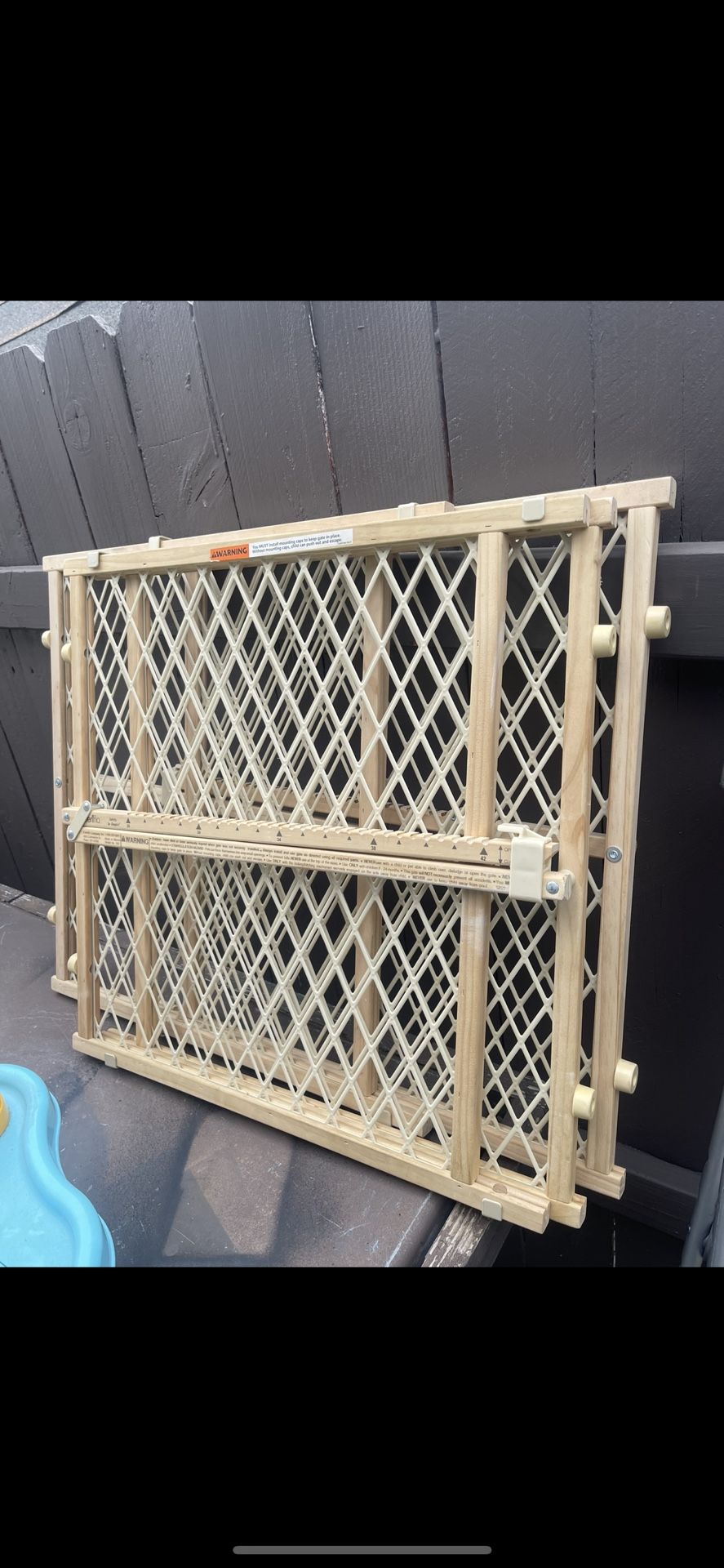 Excellent Condition Pets Security Gate House Carrier And Crate