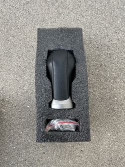 2003-2007 Infiniti G35 / 350Z Gear Shift Knob