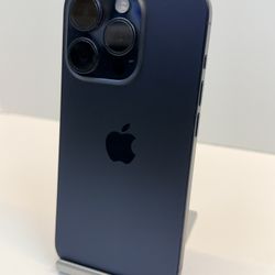 Apple iPhone 15 PRO 128gb. ( Fully Unlocked )