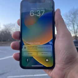 Unlocked Iphone XR Black 128GB