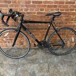  Vilano Road Bike