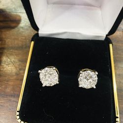 10KT Diamond EarringW .72Kt Diamond