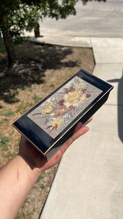 Antique Japanese jewelry music box