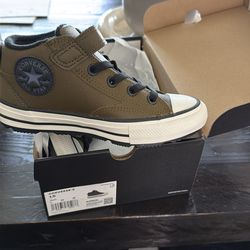 Kids converse - new size 1.5