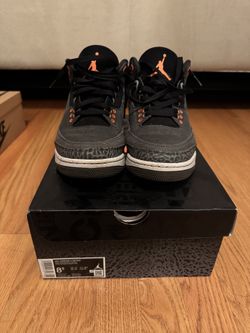 4 Pairs Of Nike Air Jordan (lightly worn)