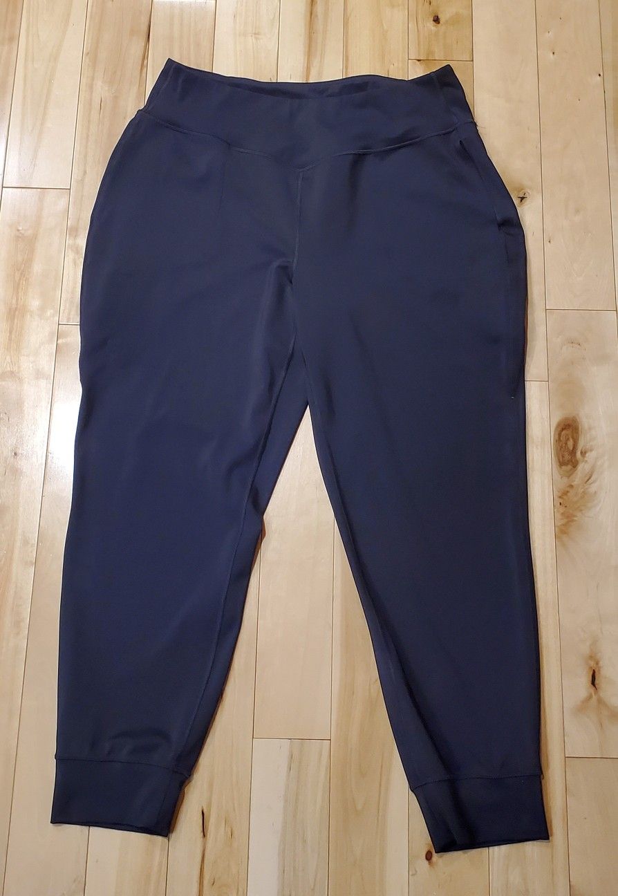 NEW Tek Gear Womens Ultrastretch Black Joggers with Pockets (XXL)