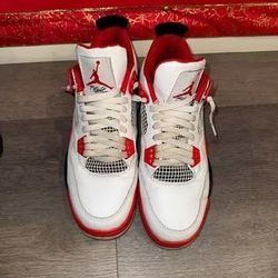 Jordan 4 Size 9.5 