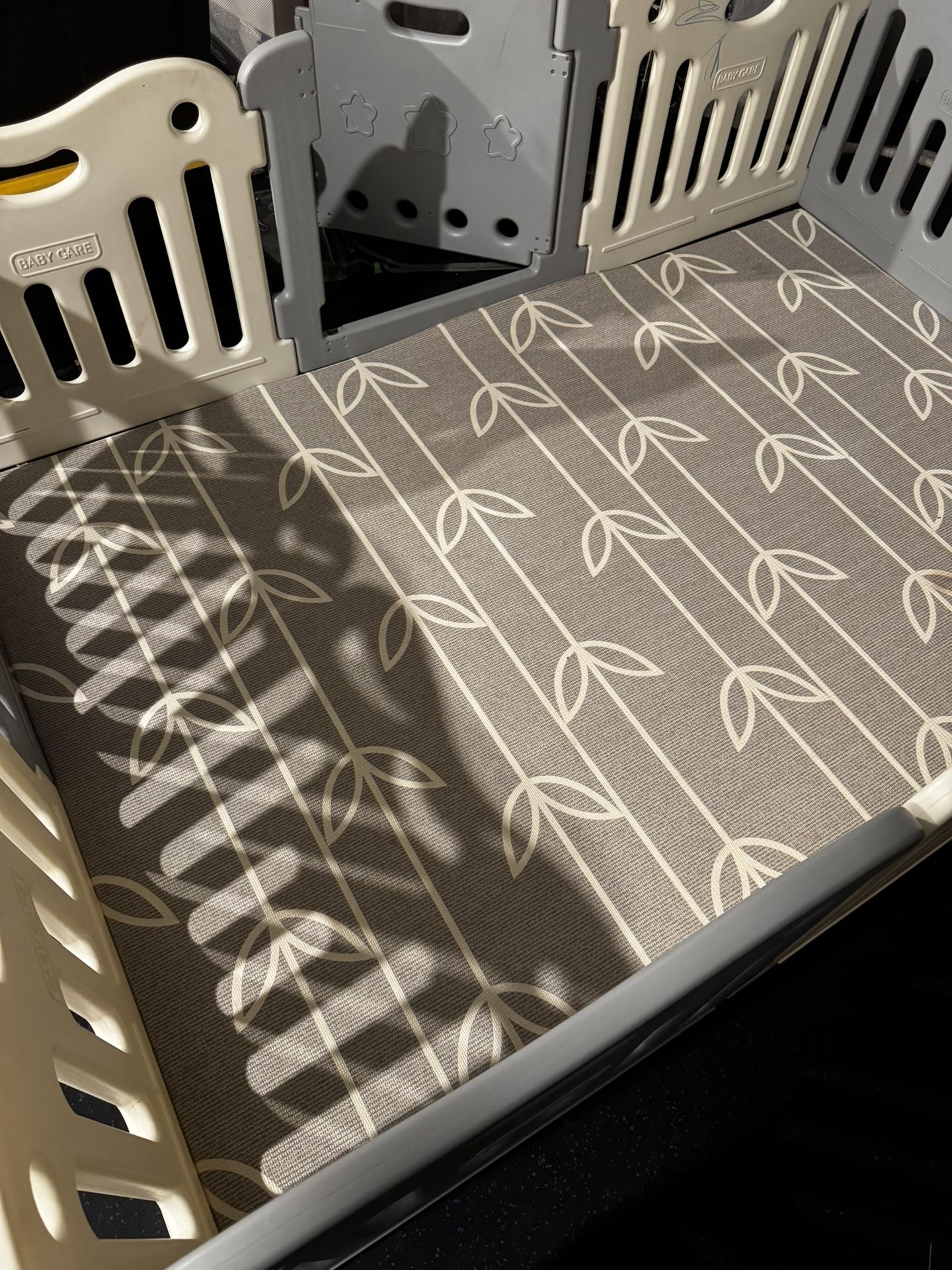 Play Pen And Mat
