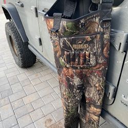 Camo Cabelas Neoprene Waders 
