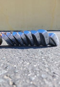 MacGregor Synchrolite Iron Set