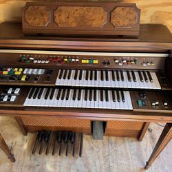 Vintage Organ