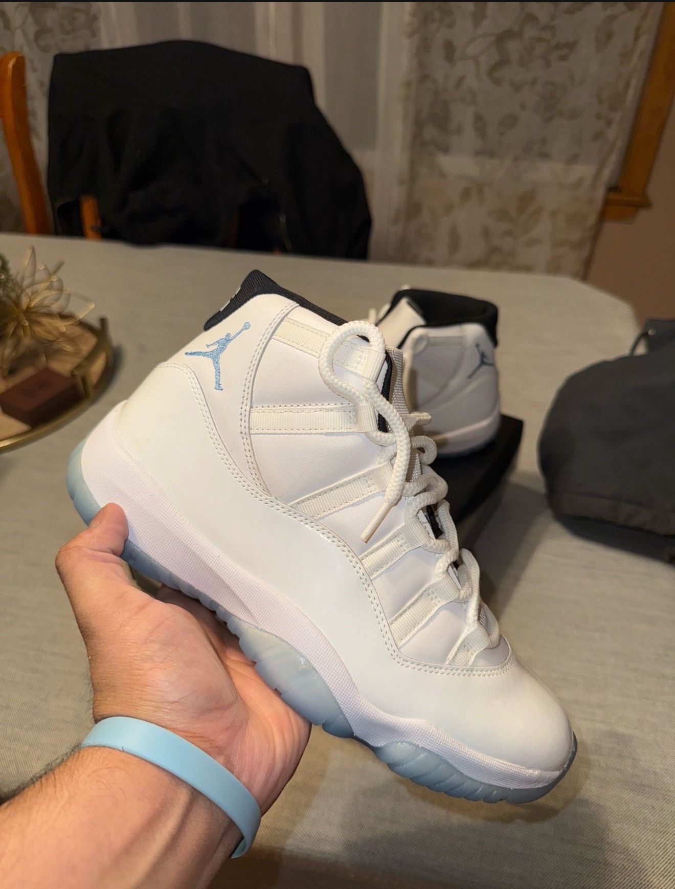 Jordan 11s