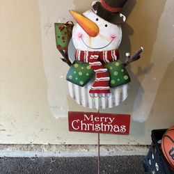 Metal Snowman Christmas Yard Decor