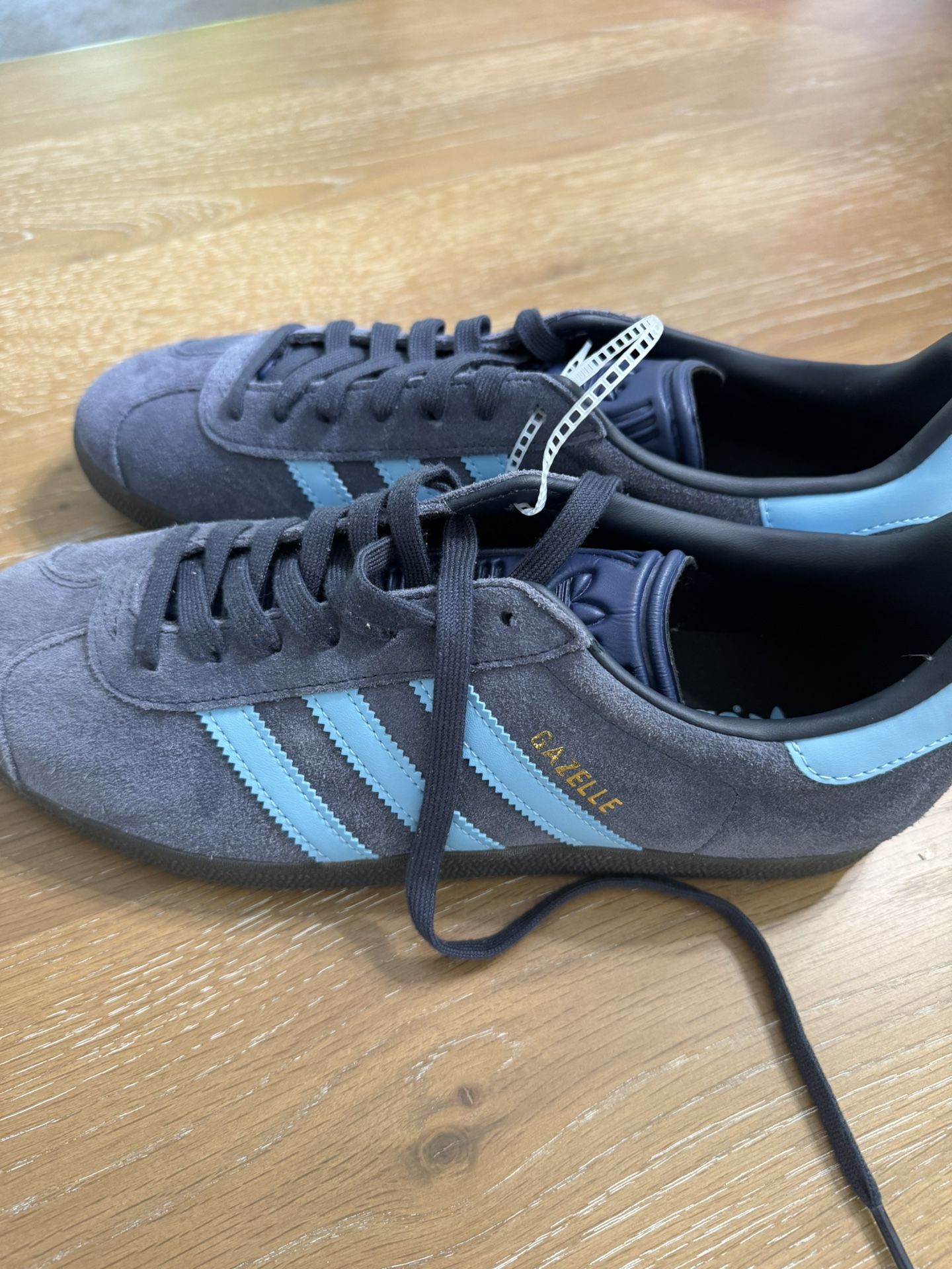 ***NEW***Men’s Size 10 Gizelle