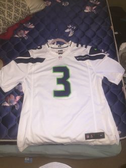 Russell Wilson jersey men’s XL