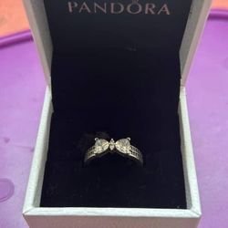 Pandora Bow Shape Ring