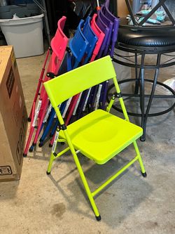 Free children’s chairs set of 8