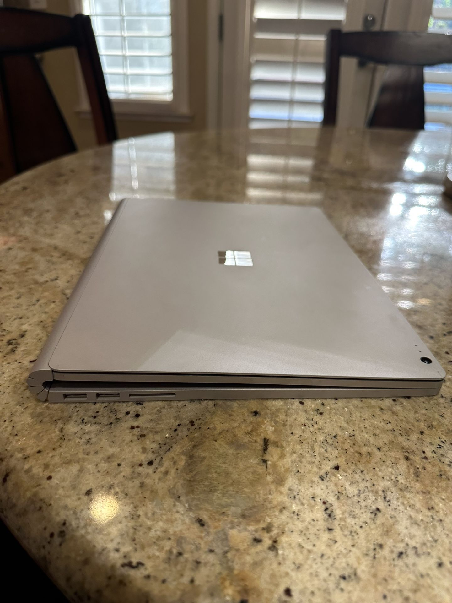 Microsoft Surface Book 2