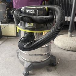 Ryobi 4.75 Gallons Cordless Vacuum(Tool Only)