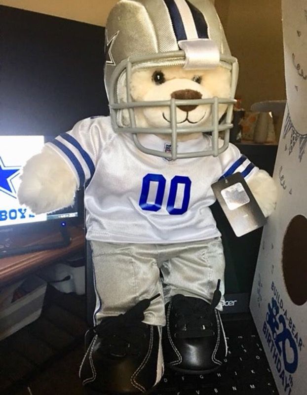 DALLAS COWBOYS BUILD A BEAR ( NEW) WITH OFFICIAL LICENSE CLOTHES