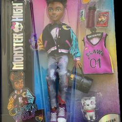 Monster High Clawd Wolf Fashion Doll with Pet and Accessories