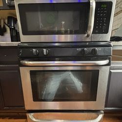 500$ Kitchen Apartment appliances 