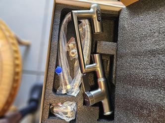 Lefton Faucets BF2204. 2x