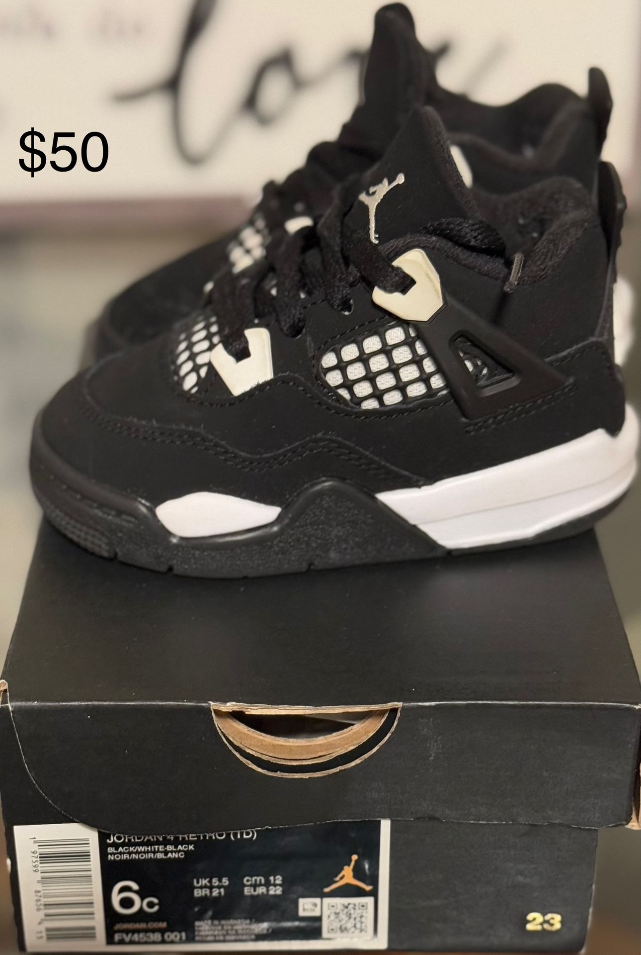 Jordan 4 Thunder (White/Black)