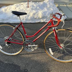 Vintage 1978 Schwinn Varsity 10 Speed ready to ride