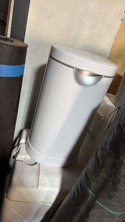 Diaper pail