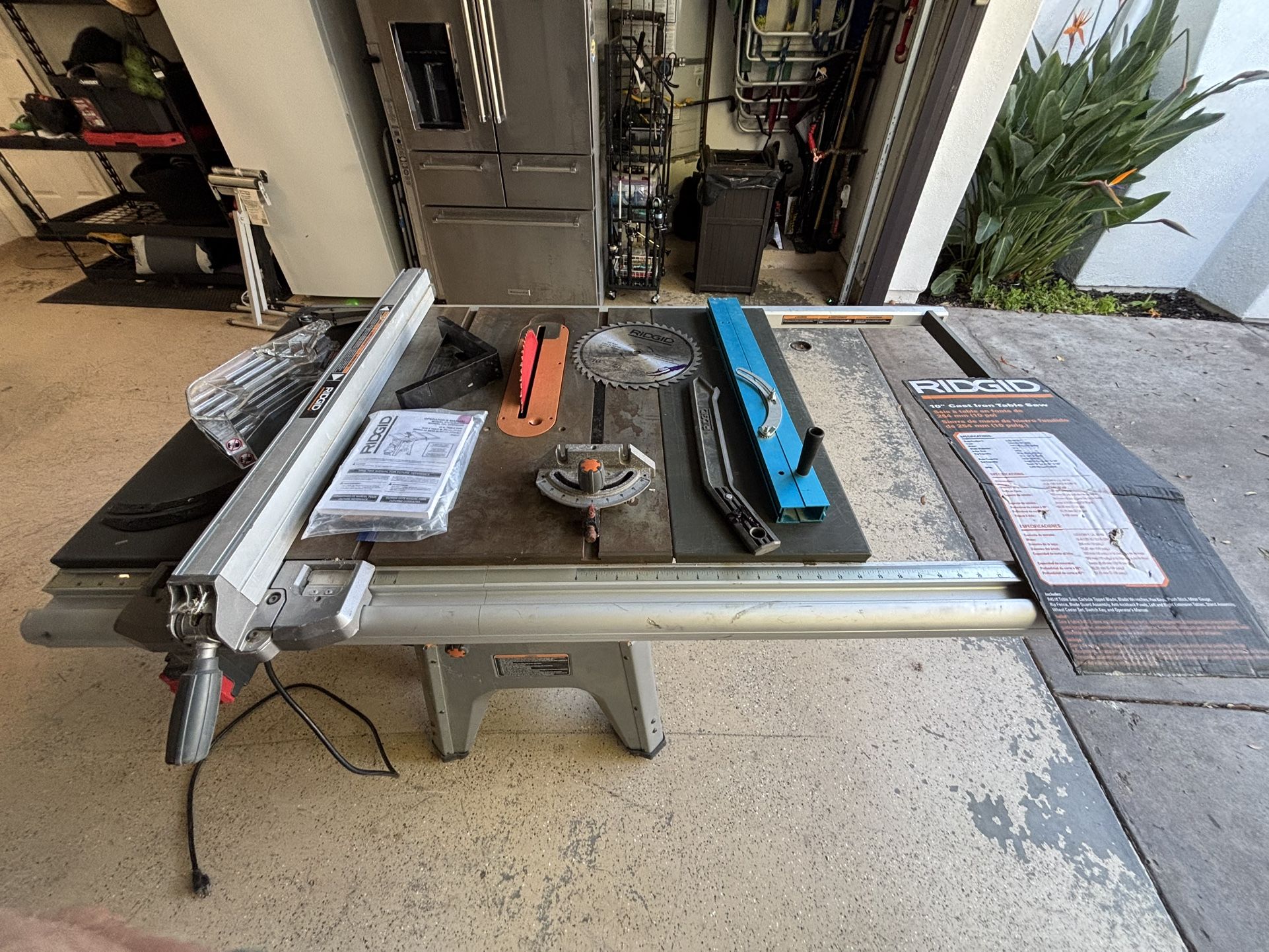 10” Cast Iron Table Saw - Ridgid