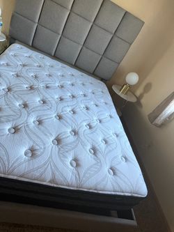 Queen bed 2 sets