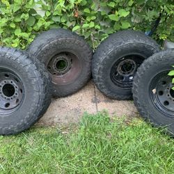 A Used Full Set Of Tires!(4) Very Nice Deal. Must GO!!!