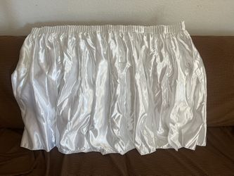 TABLE SKIRT 