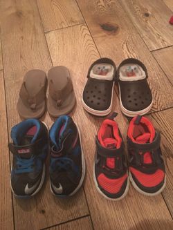Boys size 8/9 Nike