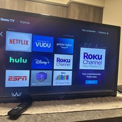 32” Roku Smart TV With Mount