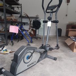 NEW Elliptical Machine W/ LCD Display, Magnetic Elliptical Trainer Cardio Workout Machine W/ Wheels !