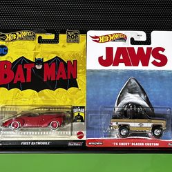 24 Hotwheels premium lot