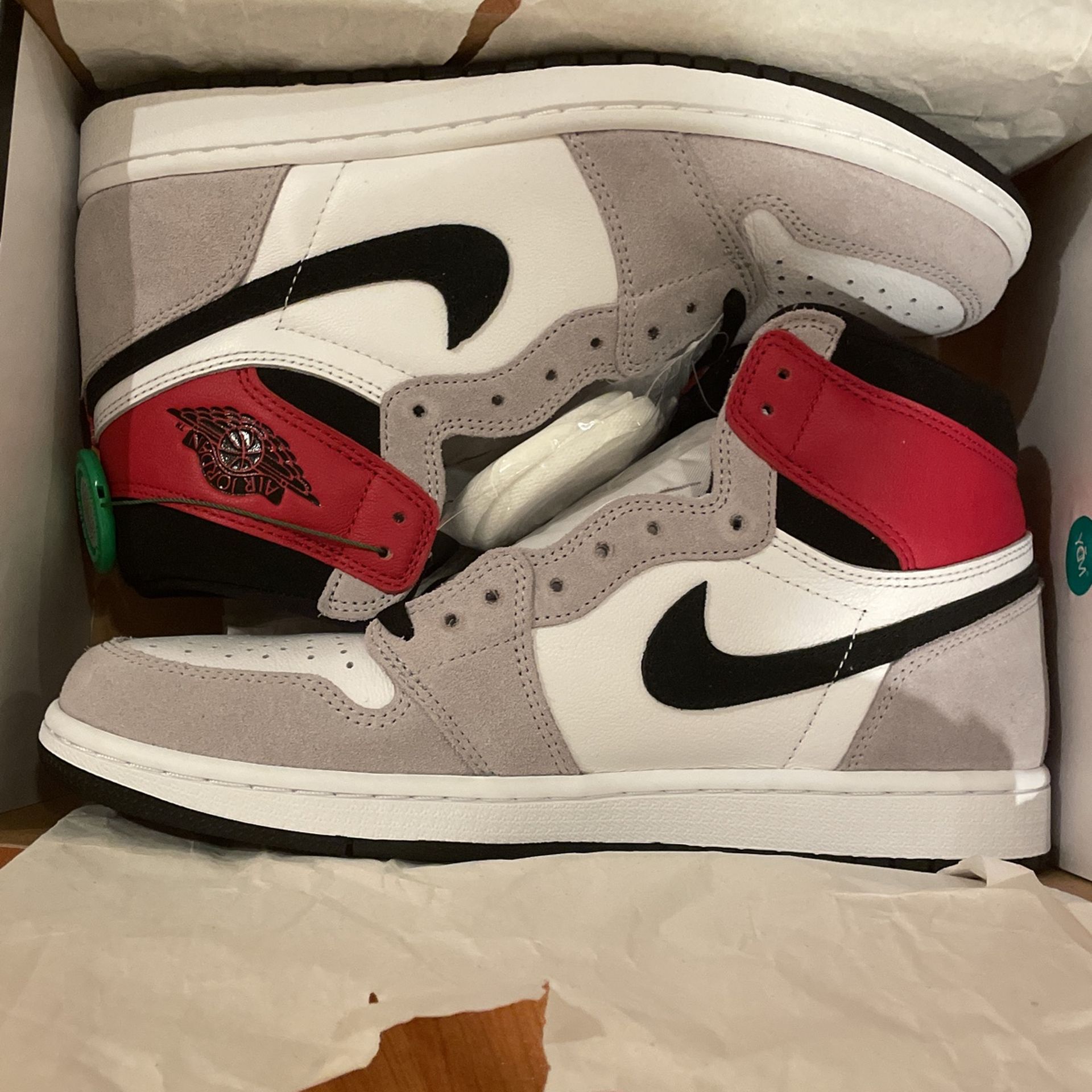 Jordan 1 High OG Light Smoke Grey BRAND NEW