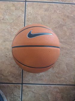 Nike Skills Mini Basketball