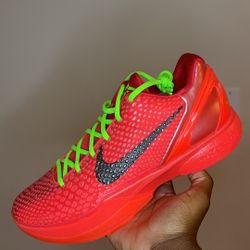 KOBE 6 PROTRO REVERSE GRINCH!🎄🔥 (10.5 MEN)